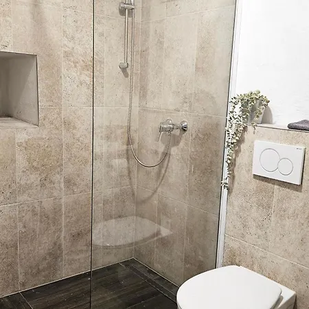 דירה Rosemarin Orange